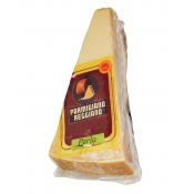 Сыр Parmigiano Reggiano 24 месяца Perla, 350г